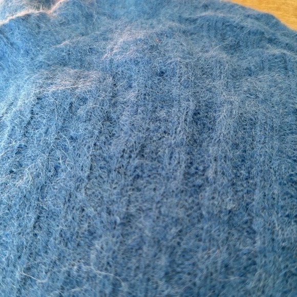 Free people alpaca blue sweater size small - Picture 7 of 8